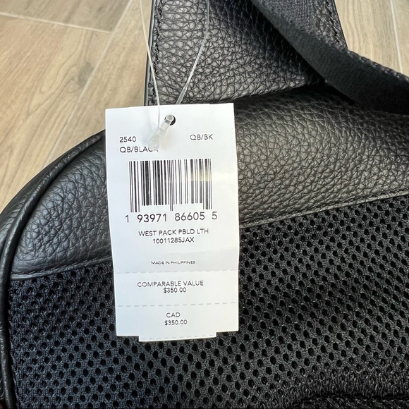 Coach West Pack - Picture 8 of 8